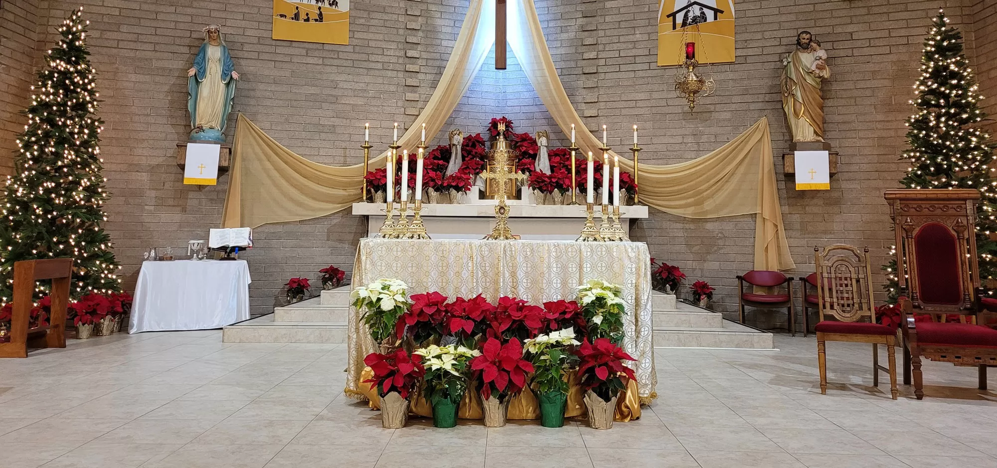 Corpus Christi Church - Christmas Season